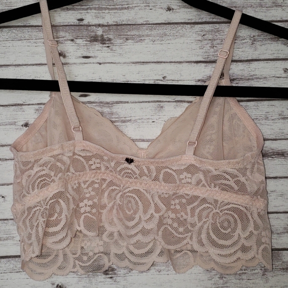 Pink bralette - Picture 2 of 4